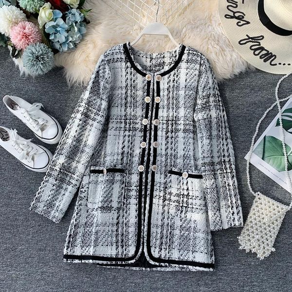 women's suits & blazers autumn plaid knitted cardigan coat long sleeve office women double-breasted winter thicken woolen blazer casual, White;black
women's suits & blazers autumn plaid knitted cardigan coat long sleeve office women double-breasted winter thicken woolen blazer casual, White;black