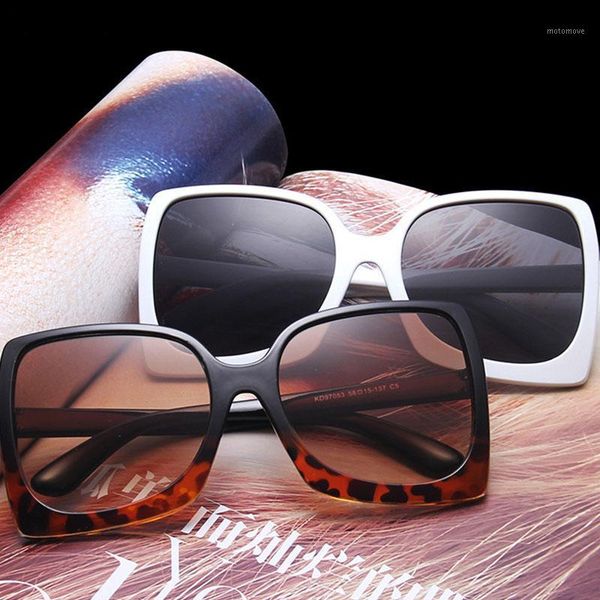sunglasses 2021 fashion oversized square women brand designer sun glasses shades for okulary przeciwsloneczne damskie1, White;black
sunglasses 2021 fashion oversized square women brand designer sun glasses shades for okulary przeciwsloneczne damskie1, White;black