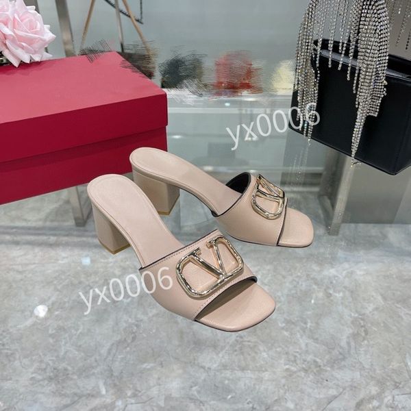 2022 the fashion luxurys design sneaker women neoprene ribbon d connect grosgrain shoes yh211220, Red;white
2022 the fashion luxurys design sneaker women neoprene ribbon d connect grosgrain shoes yh211220, Red;white