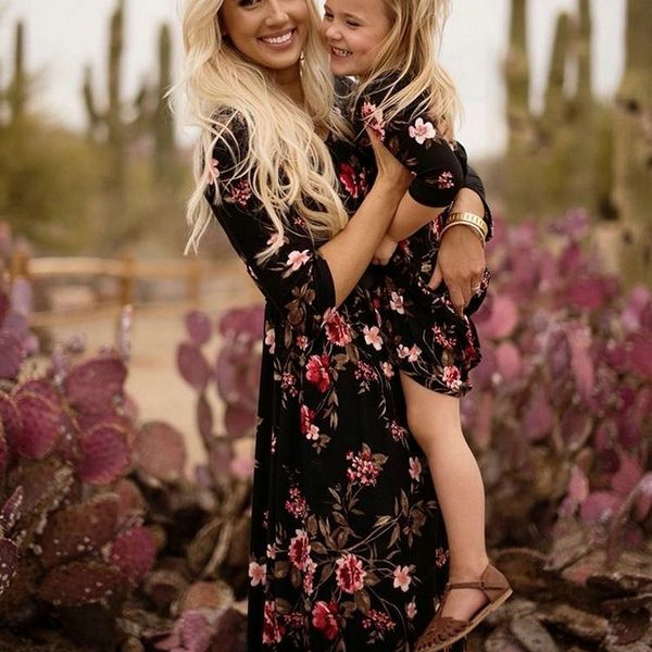 family look mommy and me dress autumn long sleeve mother daughter winter dresses matching clothes flower printed long maix dress y200713, Blue
family look mommy and me dress autumn long sleeve mother daughter winter dresses matching clothes flower printed long maix dress y200713, Blue