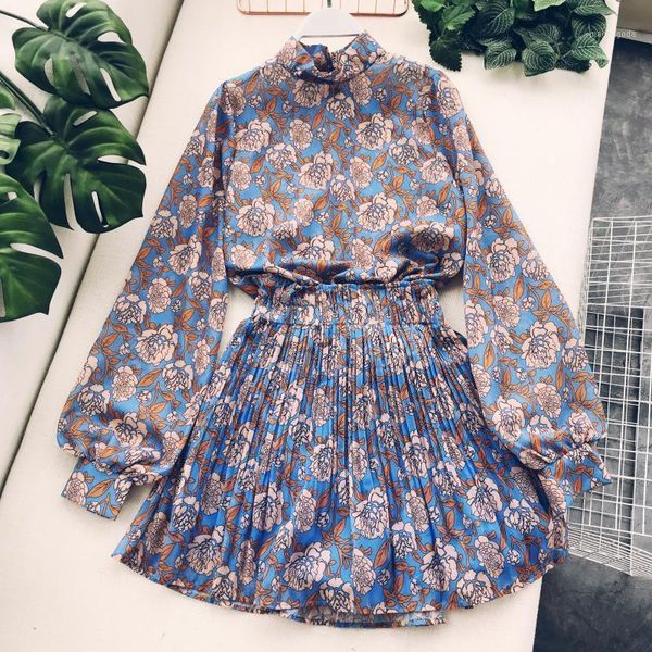 new fashion women's two piece set sweet floral stand collar lantern sleeves loose blouse shirt +high waist skirt two-piece skirt1, Gray
new fashion women's two piece set sweet floral stand collar lantern sleeves loose blouse shirt +high waist skirt two-piece skirt1, Gray