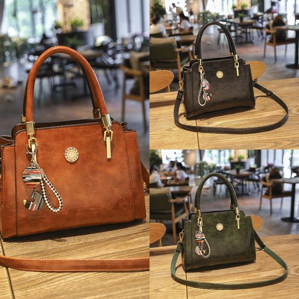 spring and summer 2020 new hand handpaul women's handbag cross body versatile single shoulder straddle women's bag 8049 leasv
spring and summer 2020 new hand handpaul women's handbag cross body versatile single shoulder straddle women's bag 8049 leasv