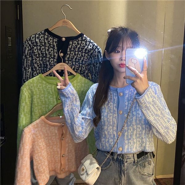 winter outwear autumn women casual knitted loose sweaters korean brand designer slim long sleeve embroidery print cardigans ladies small, White;black
winter outwear autumn women casual knitted loose sweaters korean brand designer slim long sleeve embroidery print cardigans ladies small, White;black