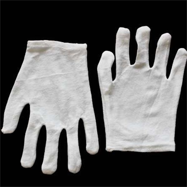 1% cotton gloves,white,, be used for gilding leaves,good quality ,tasteless,clean,ing
1% cotton gloves,white,, be used for gilding leaves,good quality ,tasteless,clean,ing