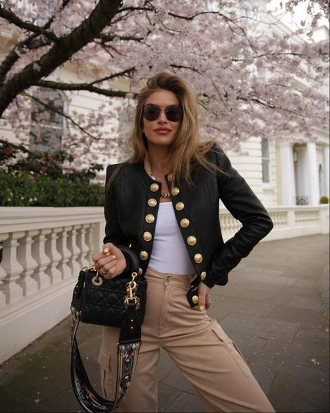 zoulv 2021 autumn and winter new women's long-sleeved single-breasted blouse jacket jacket new, Black;brown
zoulv 2021 autumn and winter new women's long-sleeved single-breasted blouse jacket jacket new, Black;brown