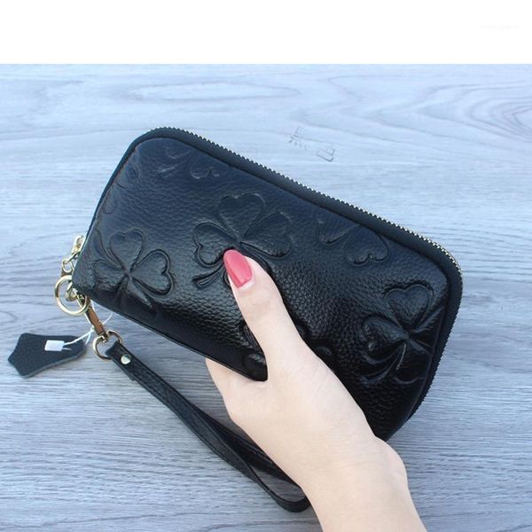 lady genuine leather cosmetic bag women clutch bag mobile phone ladies evening makeup travel cosmetic pouch beauty case1
lady genuine leather cosmetic bag women clutch bag mobile phone ladies evening makeup travel cosmetic pouch beauty case1