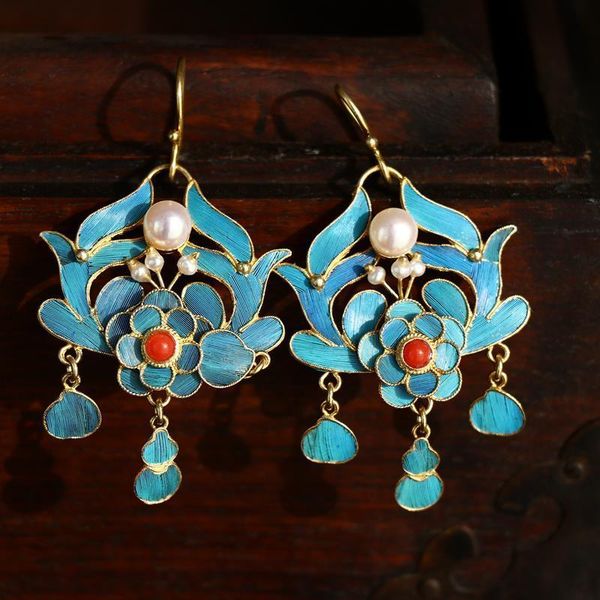 original designer enamel porcelain craft earrings long small tassels gilt pearls chinese retro charm female brand silver jewelry
original designer enamel porcelain craft earrings long small tassels gilt pearls chinese retro charm female brand silver jewelry