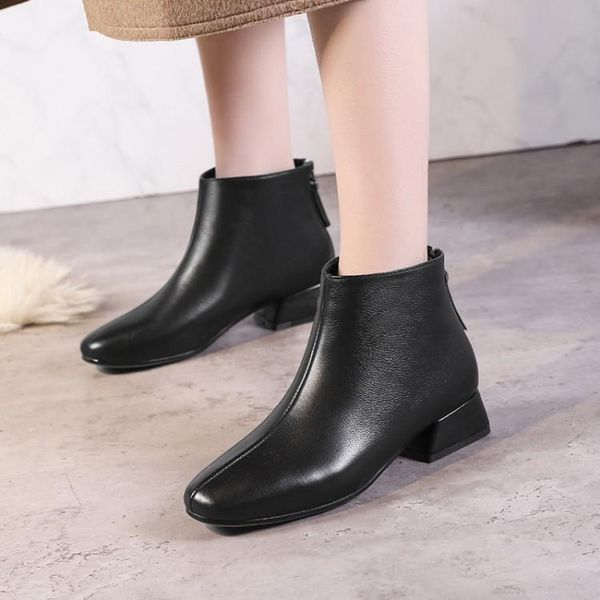 mljuese 2021 женщин полусапоги корова кожа зима короткая плюшевая площади toe zipper med пятки женский размер ботинок 43, Black
mljuese 2021 женщин полусапоги корова кожа зима короткая плюшевая площади toe zipper med пятки женский размер ботинок 43, Black