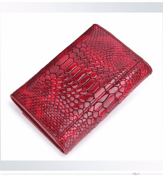 women short wallets brand design genuine leather women wallets serpentine purses with card holder lady fashion clutch bags trifold wallet 
women short wallets brand design genuine leather women wallets serpentine purses with card holder lady fashion clutch bags trifold wallet