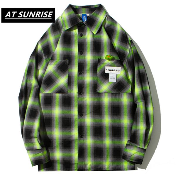2020 mens hip hop streetwear shirt vintage retro plaid pocket long sleeve cotton summer autumn loose green orange shirt 1021, White;black
2020 mens hip hop streetwear shirt vintage retro plaid pocket long sleeve cotton summer autumn loose green orange shirt 1021, White;black