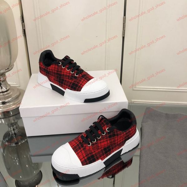 2021 casual shoes clear sole mens womens platform sneaker hommes leather trainer crystal bottom chaussures triple espadrilles, Black;red
2021 casual shoes clear sole mens womens platform sneaker hommes leather trainer crystal bottom chaussures triple espadrilles, Black;red