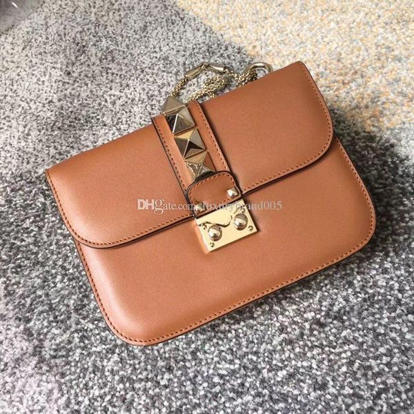 2018popular fashion real p new style vintage real leather famous classic brand women shoulder bag casual bag
2018popular fashion real p new style vintage real leather famous classic brand women shoulder bag casual bag