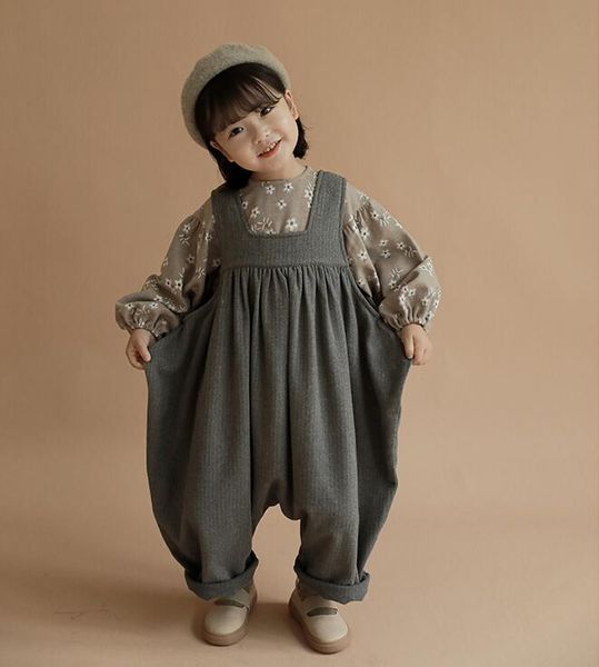 2020 new girls boys woolen overalls autumn cotton fashion kids pants 1-6 years qv70, Blue
2020 new girls boys woolen overalls autumn cotton fashion kids pants 1-6 years qv70, Blue
