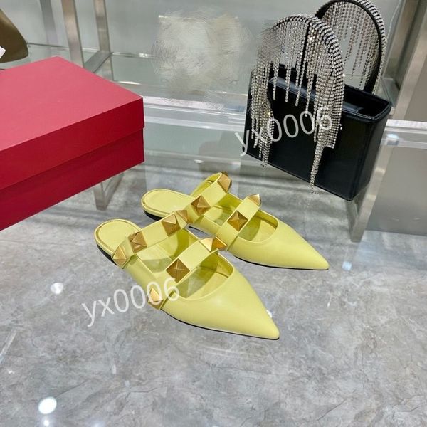 2021 luxury spring summer 35-42 men's shoes air cushion leisure sports are full of science and technology yh211229, Red;white
2021 luxury spring summer 35-42 men's shoes air cushion leisure sports are full of science and technology yh211229, Red;white