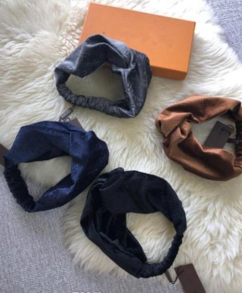 women velvet elastic turban head scarf headband echarpes foulards cachecol classic winter designer letter headbands hair bands
women velvet elastic turban head scarf headband echarpes foulards cachecol classic winter designer letter headbands hair bands