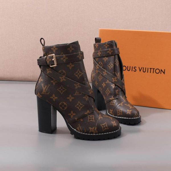 16 new women's designer casual shoes high heels luxury outdoor travel party shoes original box packaging, Black
16 new women's designer casual shoes high heels luxury outdoor travel party shoes original box packaging, Black