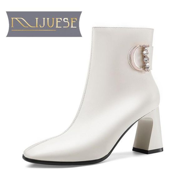 mljuese 2021 women ankle boots cow leather winter short plush square toe metal decoration zipper high heels female boots size 39, Black
mljuese 2021 women ankle boots cow leather winter short plush square toe metal decoration zipper high heels female boots size 39, Black