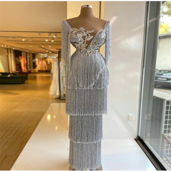 silver modern designer sheath evening dress v neck tiered tassel prom dress long sleeves sweep train custom made robe de soirée, Black;red
silver modern designer sheath evening dress v neck tiered tassel prom dress long sleeves sweep train custom made robe de soirée, Black;red