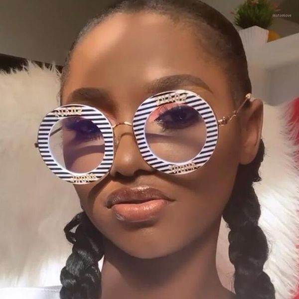 fashion sunglasses frames striped round women 2021 korea brand designer letter white shades clear lens big glasses frame female1, Black
fashion sunglasses frames striped round women 2021 korea brand designer letter white shades clear lens big glasses frame female1, Black