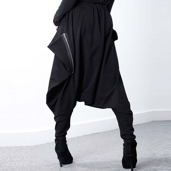 women black elastic waist baggy low-crotch trousers pockets irregular gothic long pantalon hip-hop harem pants plus size1, Black;white
women black elastic waist baggy low-crotch trousers pockets irregular gothic long pantalon hip-hop harem pants plus size1, Black;white
