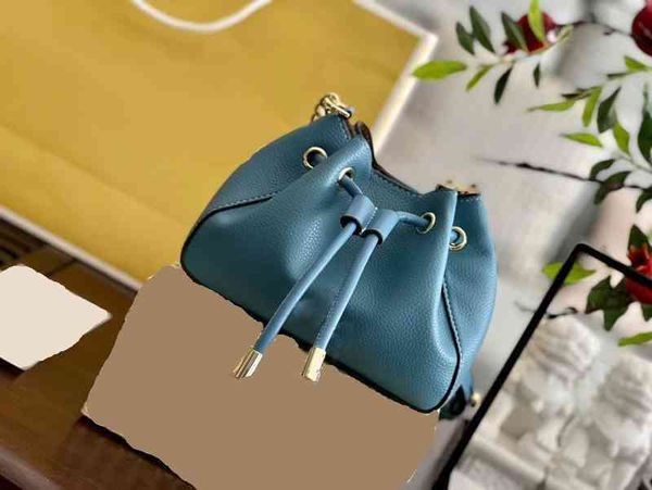 bags tote women white luxury brand handbag with shoulder strap brown leather designer crossbody female purses 220303
bags tote women white luxury brand handbag with shoulder strap brown leather designer crossbody female purses 220303