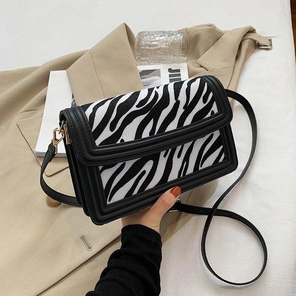 cross body women's bag autumn winter female single shoulder 2021 design cross-body trend flaps
cross body women's bag autumn winter female single shoulder 2021 design cross-body trend flaps