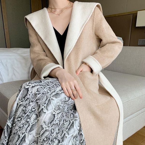 bottle fall / winter 2020 new classic plaid double faced woolen cloth loose silhouette medium long hooded overcoat for women, Black
bottle fall / winter 2020 new classic plaid double faced woolen cloth loose silhouette medium long hooded overcoat for women, Black
