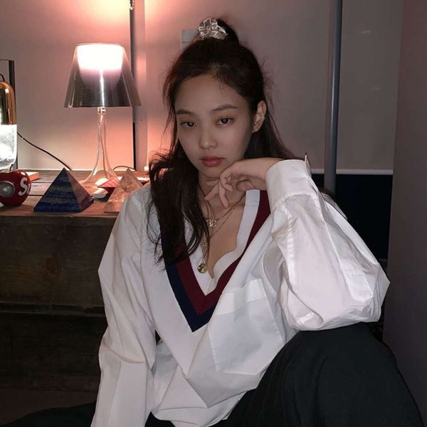 ginny jennie same white female personality v-neck age reducing college style long sleeve shirt autumn and winter new
ginny jennie same white female personality v-neck age reducing college style long sleeve shirt autumn and winter new