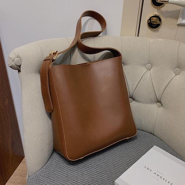 2021 2-piece set pu leather bucket bags for women 2021 simple trend crossbody shoulder handbags trending
2021 2-piece set pu leather bucket bags for women 2021 simple trend crossbody shoulder handbags trending