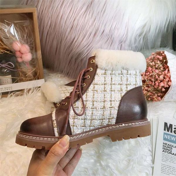 women ankle boots fluffy genuine leather plaid decor lace up female shoe autumn winter warm flat, Black
women ankle boots fluffy genuine leather plaid decor lace up female shoe autumn winter warm flat, Black