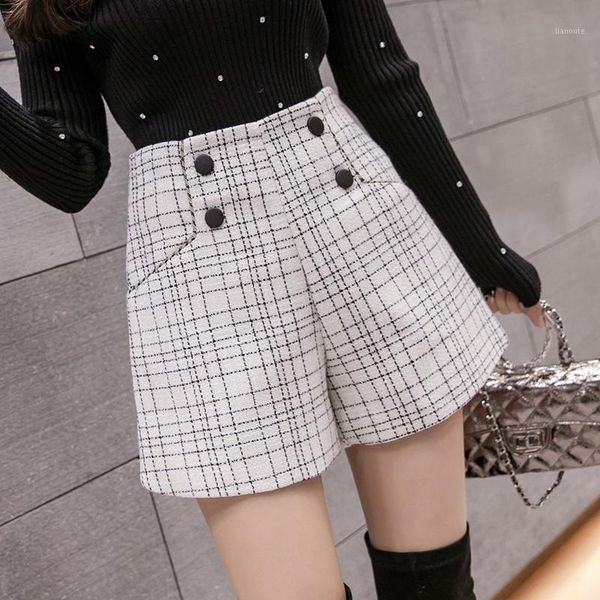 make new winter show thin little sweet wind outside wear a word of tall waist loose boots, wide-legged pants cloth1, Black;white
make new winter show thin little sweet wind outside wear a word of tall waist loose boots, wide-legged pants cloth1, Black;white