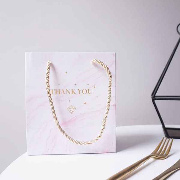 сплошной цвет marble спасибо подарочные сумки weddingengagement сувениры и подарки для гостей сумки сувениры бумажные с ручками 10шт
сплошной цвет marble спасибо подарочные сумки weddingengagement сувениры и подарки для гостей сумки сувениры бумажные с ручками 10шт