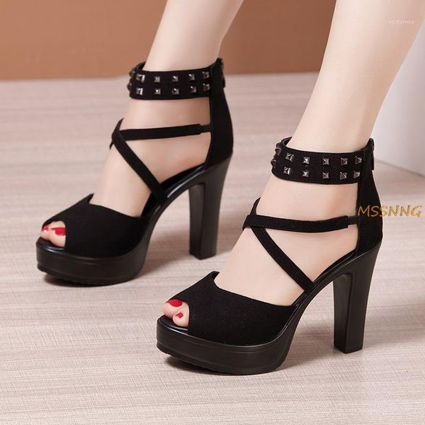 2020 summer new women's high heels sandals rome peep toe rivet ladies shoes super high heel solid women's sandals big size1, Black
2020 summer new women's high heels sandals rome peep toe rivet ladies shoes super high heel solid women's sandals big size1, Black