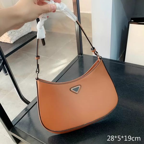 women hobos luxury handbags purses fashion single shoulder bag designers handbag small size lady baguettes underarm triangle with letters
women hobos luxury handbags purses fashion single shoulder bag designers handbag small size lady baguettes underarm triangle with letters