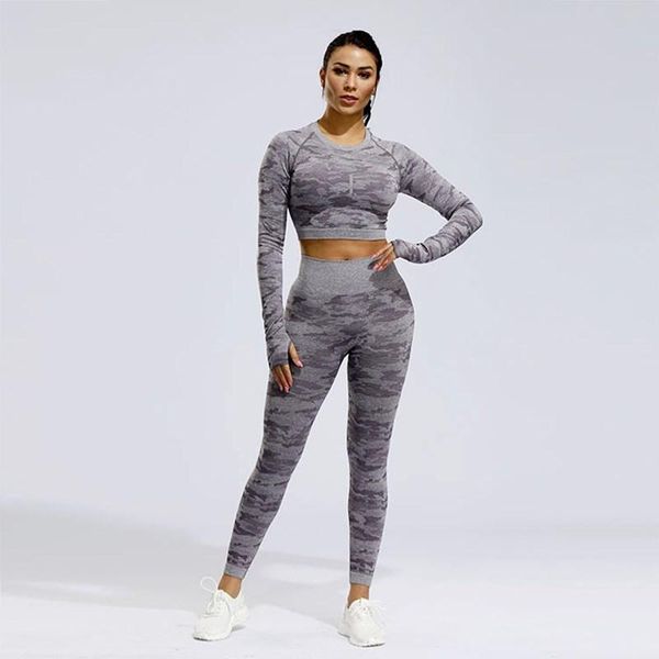 camouflage jacquard seamless long sleeve gym suit camouflage long sleeve fitness yoga suit, White;black 
camouflage jacquard seamless long sleeve gym suit camouflage long sleeve fitness yoga suit, White;black