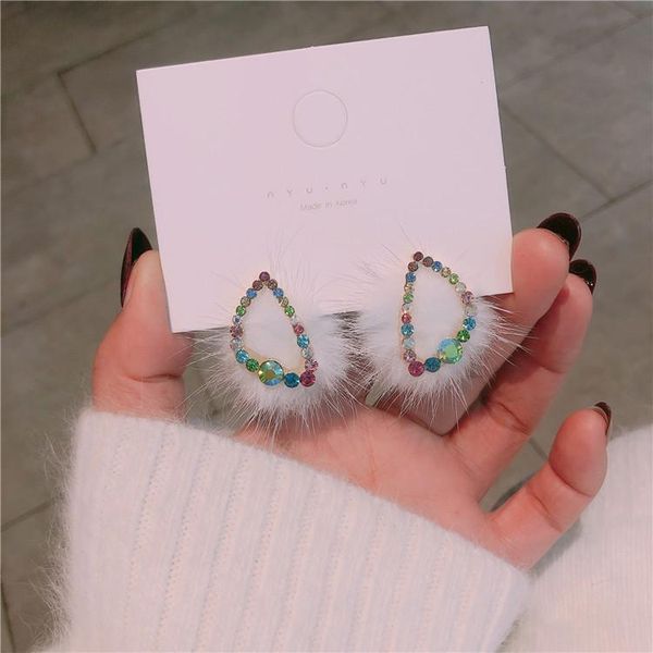 Korean version of winter and spring model otter hair geometric triangle collision water drill fresh small earring earring, Golden;silver
Korean version of winter and spring model otter hair geometric triangle collision water drill fresh small earring earring, Golden;silver