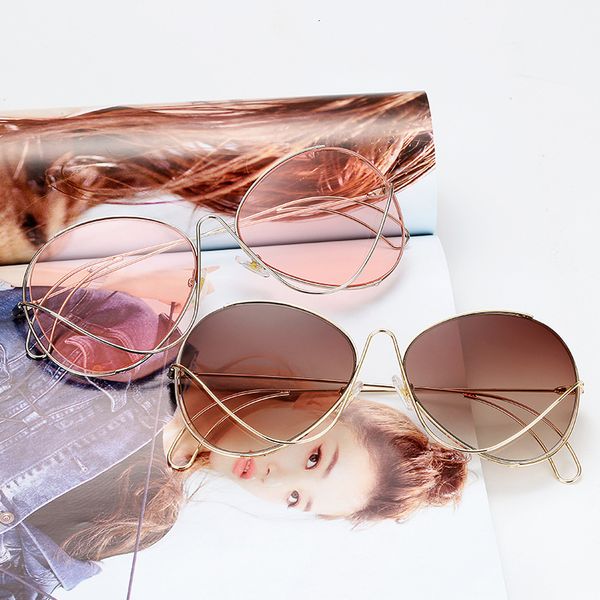 j1218 new sunglasses fashion cool net red glasses star same flat lens designer jjkd, White;black
j1218 new sunglasses fashion cool net red glasses star same flat lens designer jjkd, White;black
