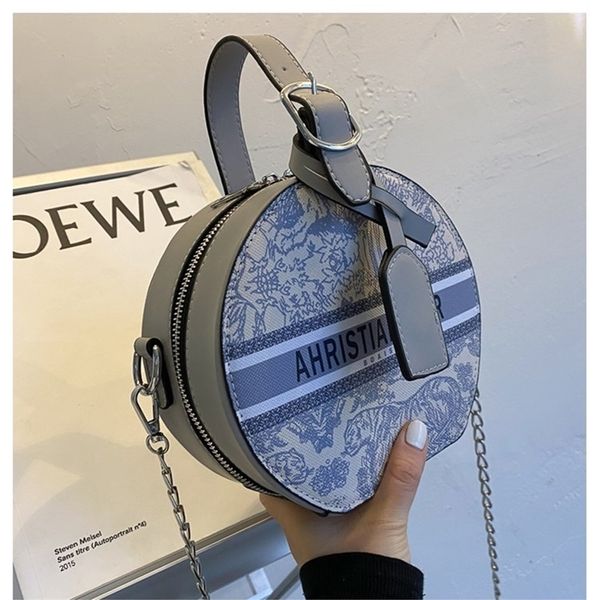 70% off deals online winter new fashion small round bag chain lingge women's bag fashion single shoulder messenger
70% off deals online winter new fashion small round bag chain lingge women's bag fashion single shoulder messenger
