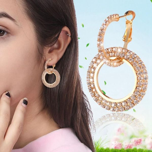 мода сияющий круг кристалл серьги precision inlay золото серебро цвет rhinestone серьги для женщин венчания партии ювелирных изделий 5 цвето, Golden;silver
мода сияющий круг кристалл серьги precision inlay золото серебро цвет rhinestone серьги для женщин венчания партии ювелирных изделий 5 цвето, Golden;silver