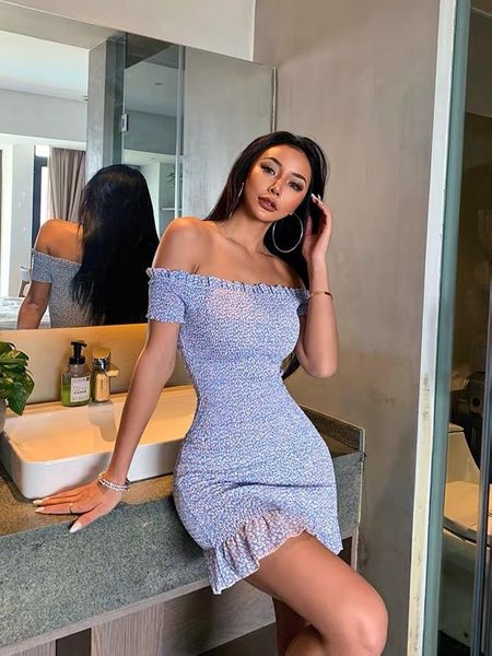 summer strapless word collar daisy floral dress retro age-reduction chiffon dress female fishtail bag hip slim dress, Black;gray
summer strapless word collar daisy floral dress retro age-reduction chiffon dress female fishtail bag hip slim dress, Black;gray