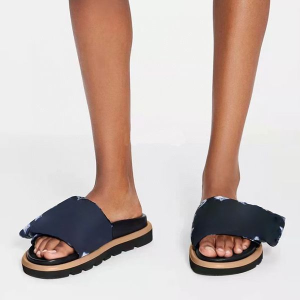 designer soft down bread slippers classics print summer flat quality sandals shoes comfortable leisure moccasins shoe large size us 4-11 thi, Black
designer soft down bread slippers classics print summer flat quality sandals shoes comfortable leisure moccasins shoe large size us 4-11 thi, Black