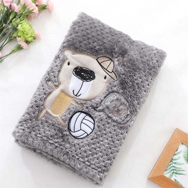 pineapple plaid velvet baby blanket cartoon embroidery children travel fleece mesh portable travel aircraft sofa cover blankets lj201014
pineapple plaid velvet baby blanket cartoon embroidery children travel fleece mesh portable travel aircraft sofa cover blankets lj201014