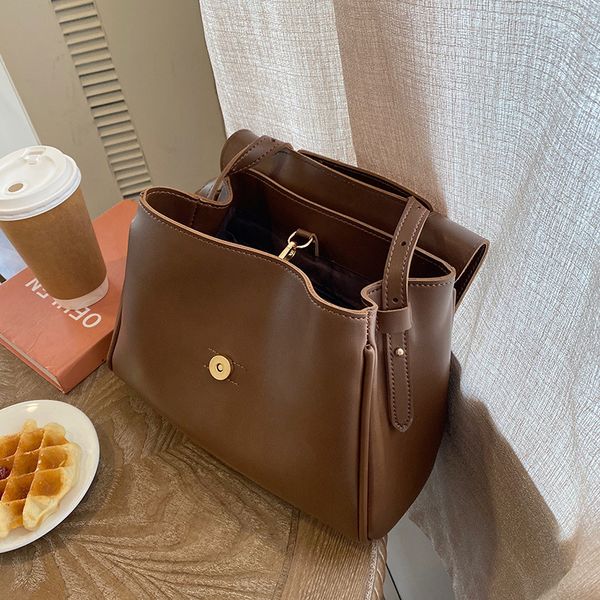 hbp wild brown korea ins new autumn and winter flip bag temperament commuter pu bags female shoulder messenger bags tide
hbp wild brown korea ins new autumn and winter flip bag temperament commuter pu bags female shoulder messenger bags tide