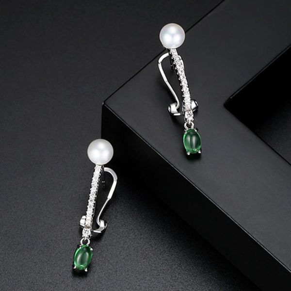 stud tiny trendy cubic zirconia green crystal earrings luxury quality cz stone one shaped earirngs for women girl jewelry, Golden;silver
stud tiny trendy cubic zirconia green crystal earrings luxury quality cz stone one shaped earirngs for women girl jewelry, Golden;silver