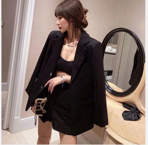 2020 web celebrity suit jacket female autumn new korean edition fashion loose temperament selling trend jacket, White;black
2020 web celebrity suit jacket female autumn new korean edition fashion loose temperament selling trend jacket, White;black