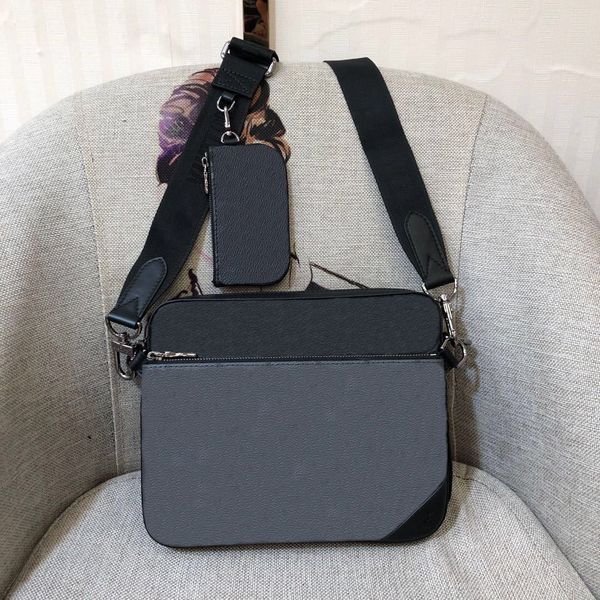 messenger bag eclipse reverse canvas mens crossbody bags fashion leather man shoulder bag with purse wallet clutch,d001 size:25*19*5cm
messenger bag eclipse reverse canvas mens crossbody bags fashion leather man shoulder bag with purse wallet clutch,d001 size:25*19*5cm