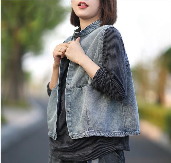women denim vest short fashion 2021 spring autumn sleeveless single breasted vintage casual women coat drop shipping, Black;white
women denim vest short fashion 2021 spring autumn sleeveless single breasted vintage casual women coat drop shipping, Black;white