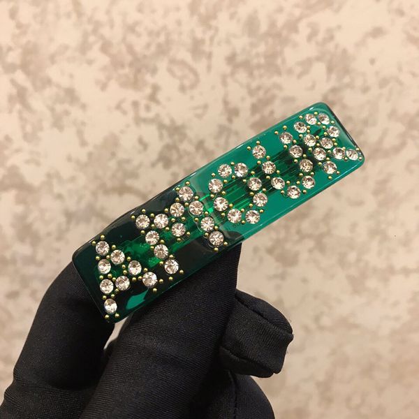 2020 fashion jewelry for women girls letter hairwear amour barrettes beautiful girls hairwear jewelry 5a cz stone hair, Golden;silver
2020 fashion jewelry for women girls letter hairwear amour barrettes beautiful girls hairwear jewelry 5a cz stone hair, Golden;silver
