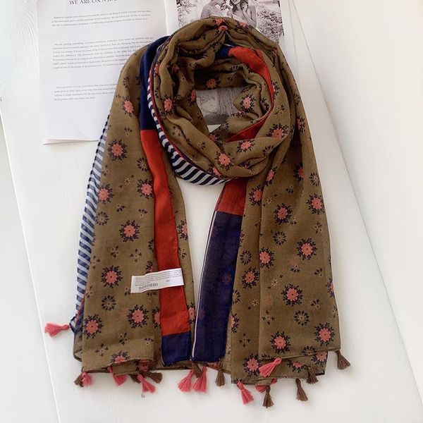 2020 new spring small flower print tassel scarves and shawls beach soft viscose floral wrap scarf hijab, Blue;gray 
2020 new spring small flower print tassel scarves and shawls beach soft viscose floral wrap scarf hijab, Blue;gray
