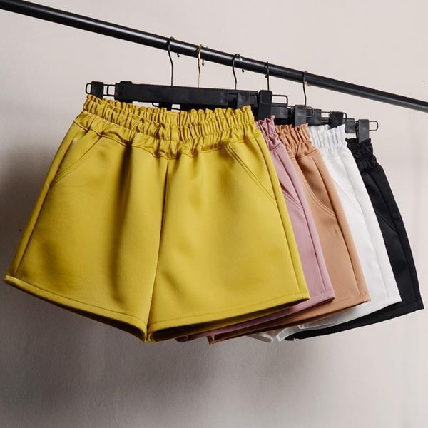 2019 new summer women high-waisted slim shorts elastic waist loose and large size shorts drop shipping, White;black
2019 new summer women high-waisted slim shorts elastic waist loose and large size shorts drop shipping, White;black